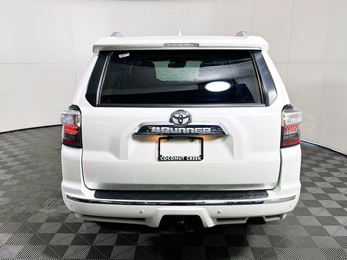 Used 2023 Toyota 4Runner Limited image 4