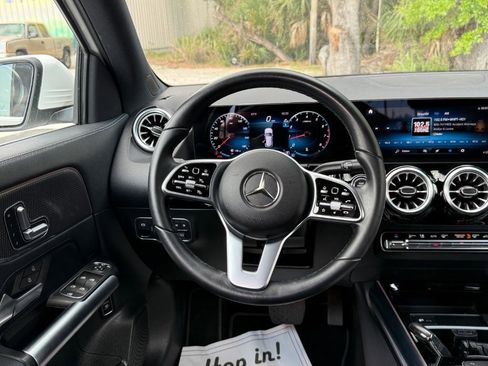 Used 2023 Mercedes-Benz GLA 250 image 10