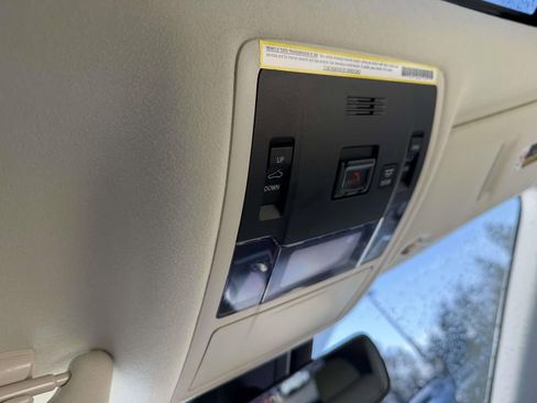 Used 2020 Lexus RX 450h AWD w/ Premium Package image 26