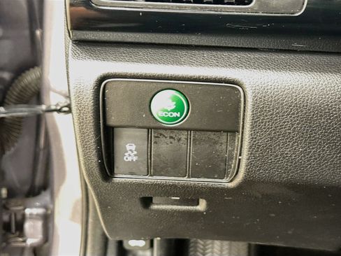 Used 2016 Honda Accord LX image 10
