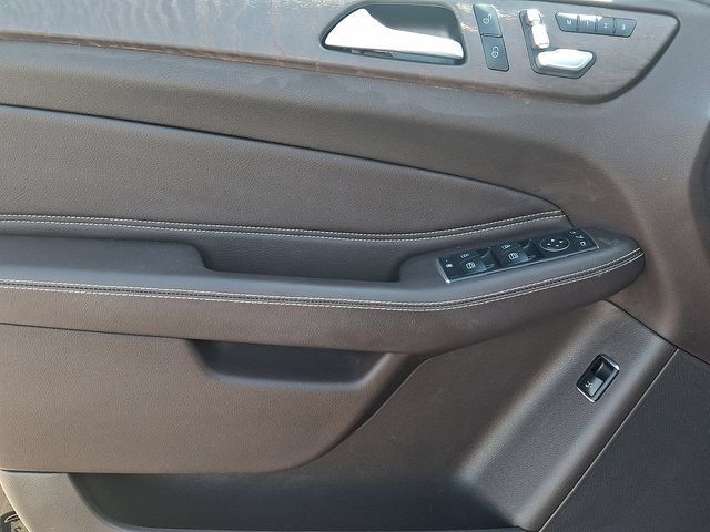 Used 2019 Mercedes-Benz GLE 400 4MATIC image 12