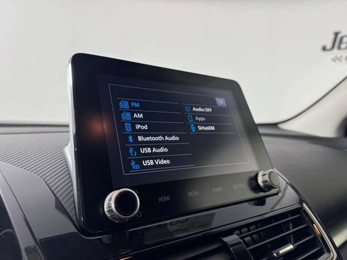 Used 2024 Mitsubishi Eclipse Cross LE AWD/4WD image 26