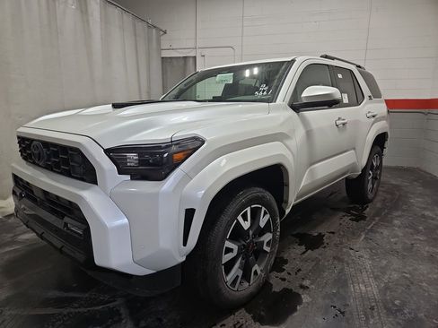 New 2026 Toyota 4Runner TRD Sport image 3