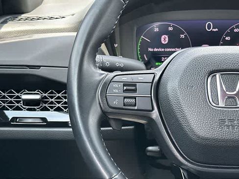 Used 2024 Honda Accord Sport image 9