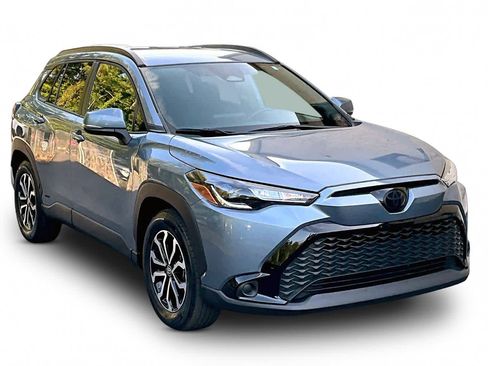 Used 2023 Toyota Corolla Cross AWD Hybrid image 3
