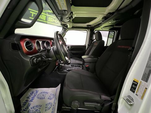 Used 2022 Jeep Wrangler Unlimited Rubicon AWD/4WD image 18