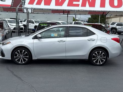Certified 2017 Toyota Corolla SE w/ SE Premium Package FWD image 9