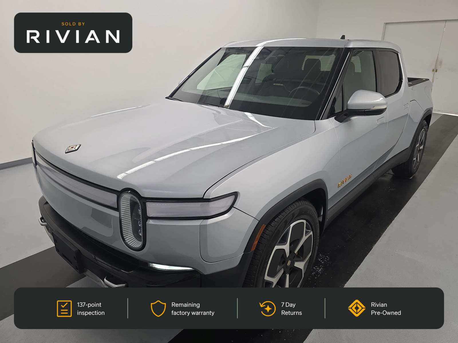 Used 2022 Rivian R1T Adventure AWD/4WD image 1