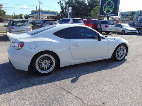 Used 2014 Scion FR-S image 10