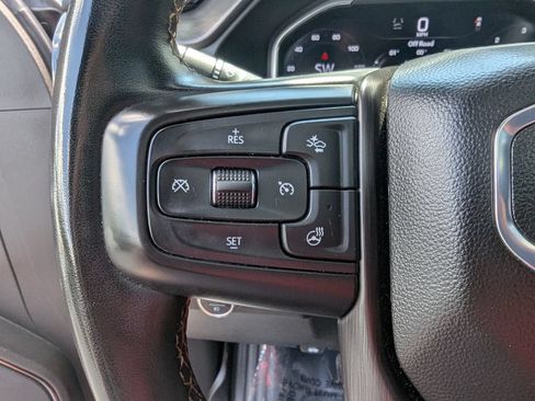 Used 2024 GMC Sierra 2500 AT4 w/ AT4 Premium Plus Package AWD/4WD image 18