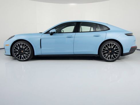 New 2026 Porsche Panamera 4 image 2