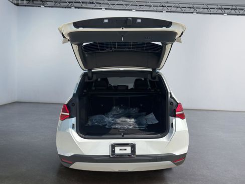 Used 2025 BMW X3 xDrive30i w/ Premium Package image 16