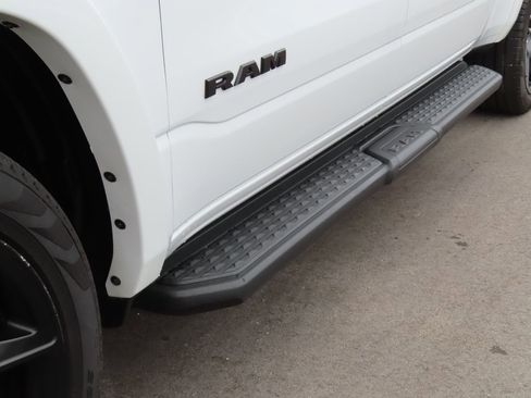 Certified 2022 RAM 1500 Laramie image 17