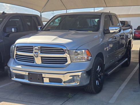 Used 2016 RAM 1500 Lone Star RWD image 3