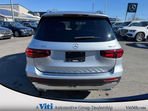 Used 2026 Mercedes-Benz GLB 250 4MATIC image 7