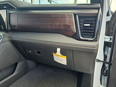 New 2026 GMC Sierra 2500 Denali Ultimate image 25