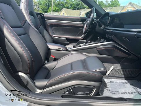 Used 2024 Porsche 911 Carrera S RWD image 8