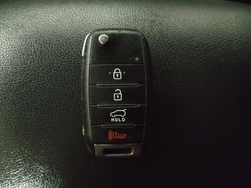 Used 2014 Kia Soul image 32