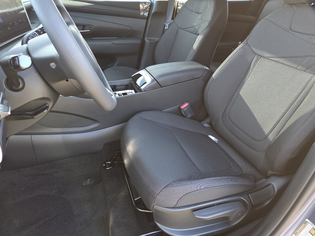 New 2026 Hyundai Tucson SE FWD image 25