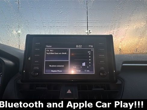 Used 2019 Toyota RAV4 LE image 4