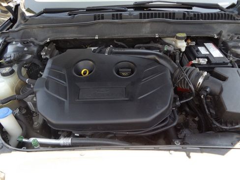 Used 2018 Ford Fusion Titanium AWD/4WD image 34