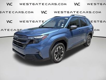 Used 2025 Subaru Forester Premium w/ Convenience Package #1
