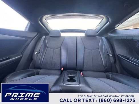 Used 2016 Hyundai Veloster w/ Option Group 02 image 16