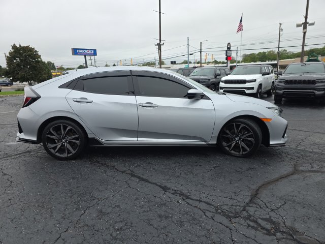 Used 2018 Honda Civic Sport image 7
