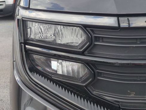 Used 2025 Ford Expedition Active AWD/4WD image 11