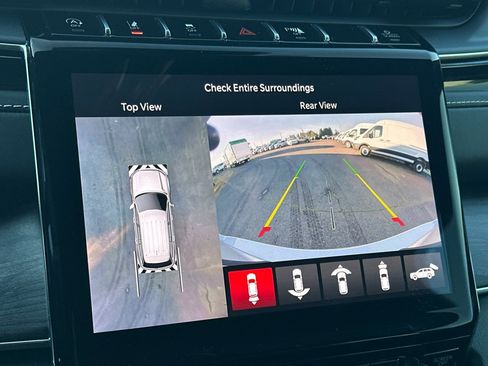 Used 2022 Jeep Grand Cherokee L Overland w/ Advanced Protech Group III image 20