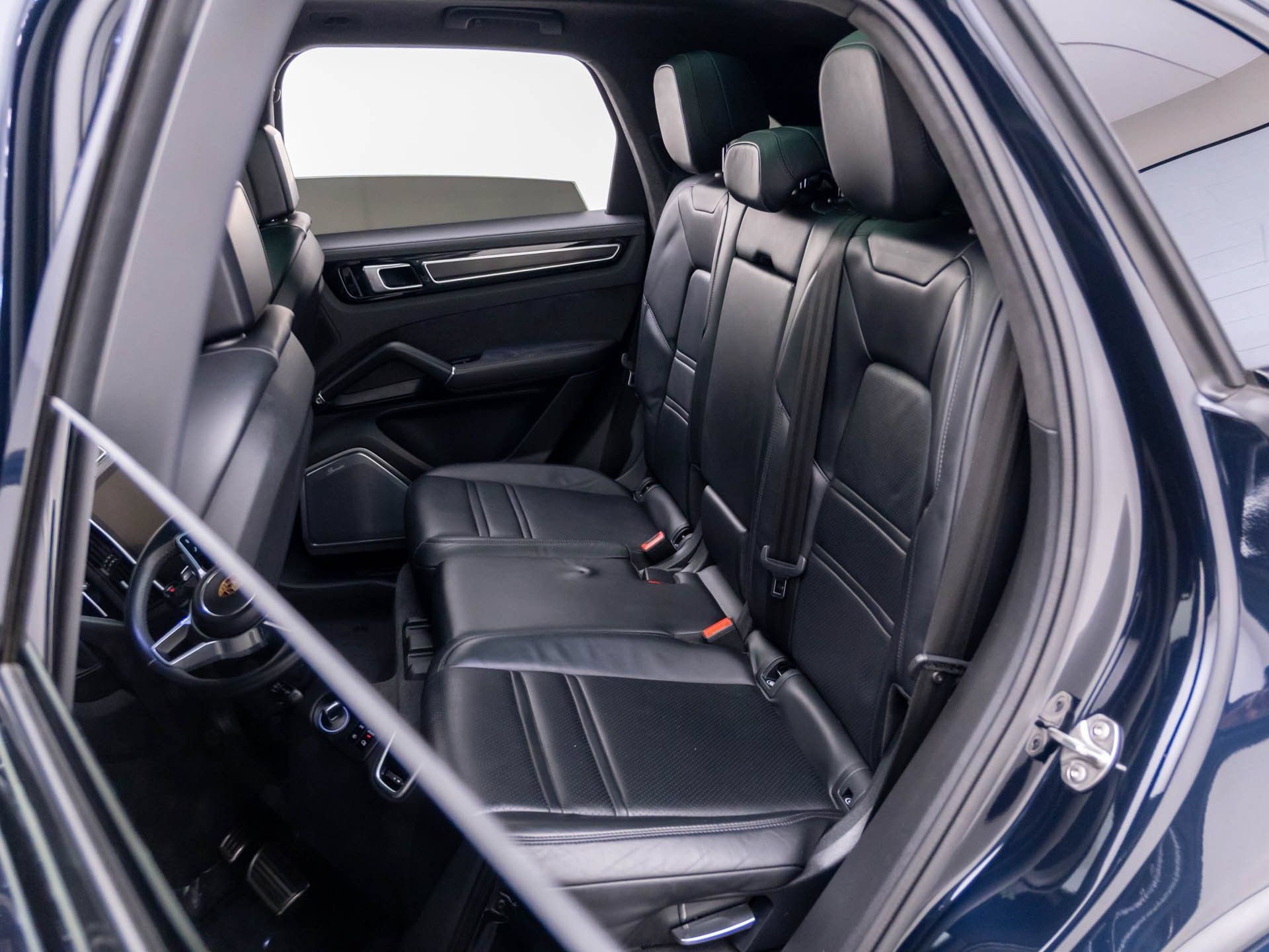 Certified 2021 Porsche Cayenne GTS AWD/4WD image 16