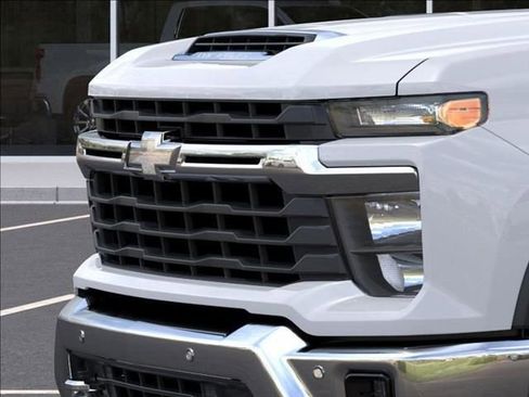 New 2026 Chevrolet Silverado 2500 LT image 13