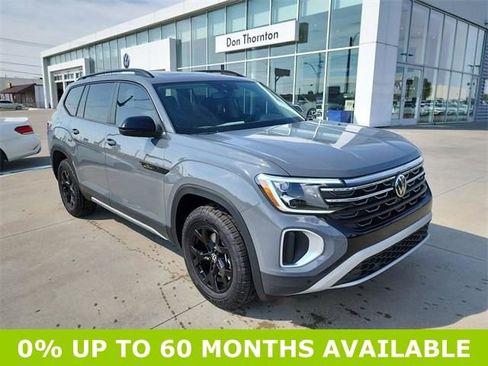 New 2026 Volkswagen Atlas Peak Edition image 1