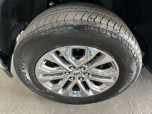 Certified 2024 Ford F150 Lariat w/ FX4 Off-Road Package AWD/4WD image 23