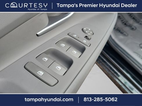 Certified 2025 Hyundai Elantra Blue image 19