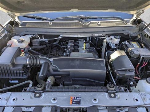 Used 2022 Chevrolet Colorado LT w/ LT Convenience Package image 21