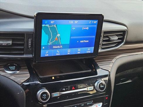 Used 2023 Ford Explorer Limited image 13