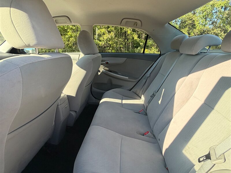 Used 2010 Toyota Corolla LE w/ All Weather Guard Pkg FWD image 20