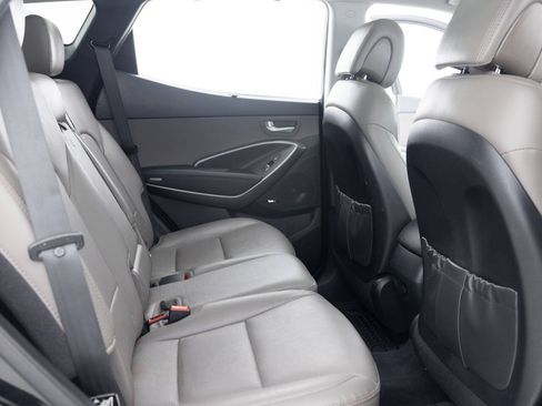 Used 2017 Hyundai Santa Fe Sport AWD/4WD image 29