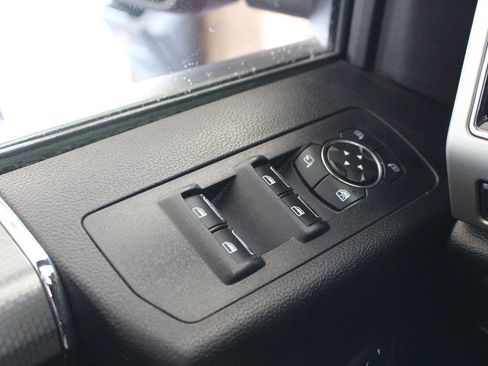 Used 2017 Ford F150 Lariat w/ Equipment Group 502A Luxury AWD/4WD image 9