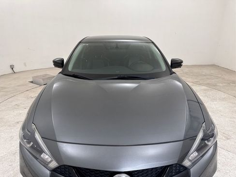 Used 2018 Nissan Maxima SR w/ Midnight Edition FWD image 10
