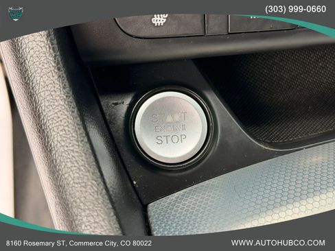 Used 2017 Audi Q3 2.0T Prestige AWD/4WD image 27