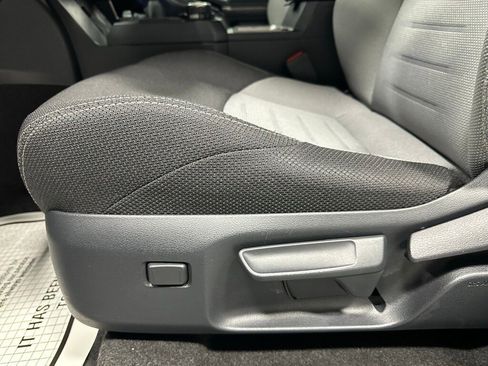 Used 2025 Toyota 4Runner TRD Off-Road image 13