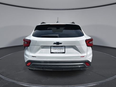 New 2026 Chevrolet Trax RS FWD image 6