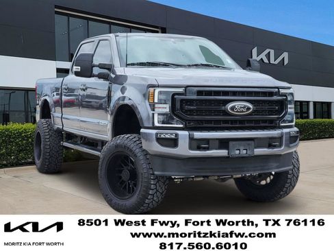Used 2022 Ford F250 Lariat w/ Black Appearance Package AWD/4WD image 1