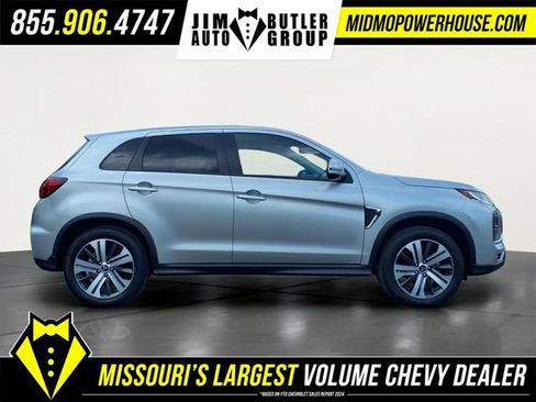 Used 2025 Mitsubishi Outlander Sport SE AWD/4WD image 5