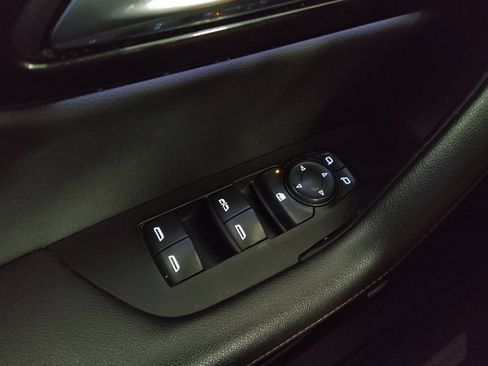 Used 2022 Chevrolet Blazer RS w/ Enhanced Convenience Package image 27