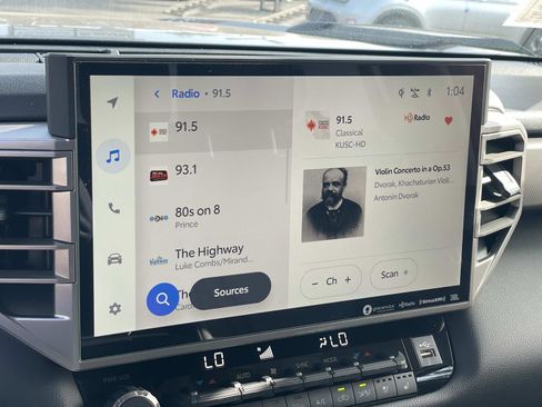 Used 2024 Toyota Tundra Limited image 10