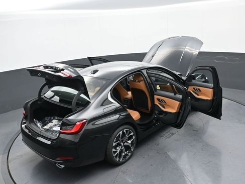 New 2026 BMW 330i xDrive Sedan w/ Convenience Package image 44