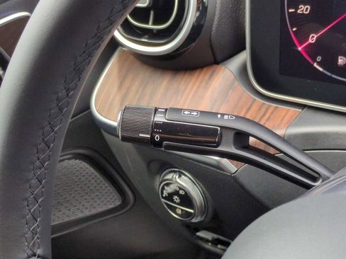 New 2025 Mercedes-Benz C 300 4MATIC Sedan image 28